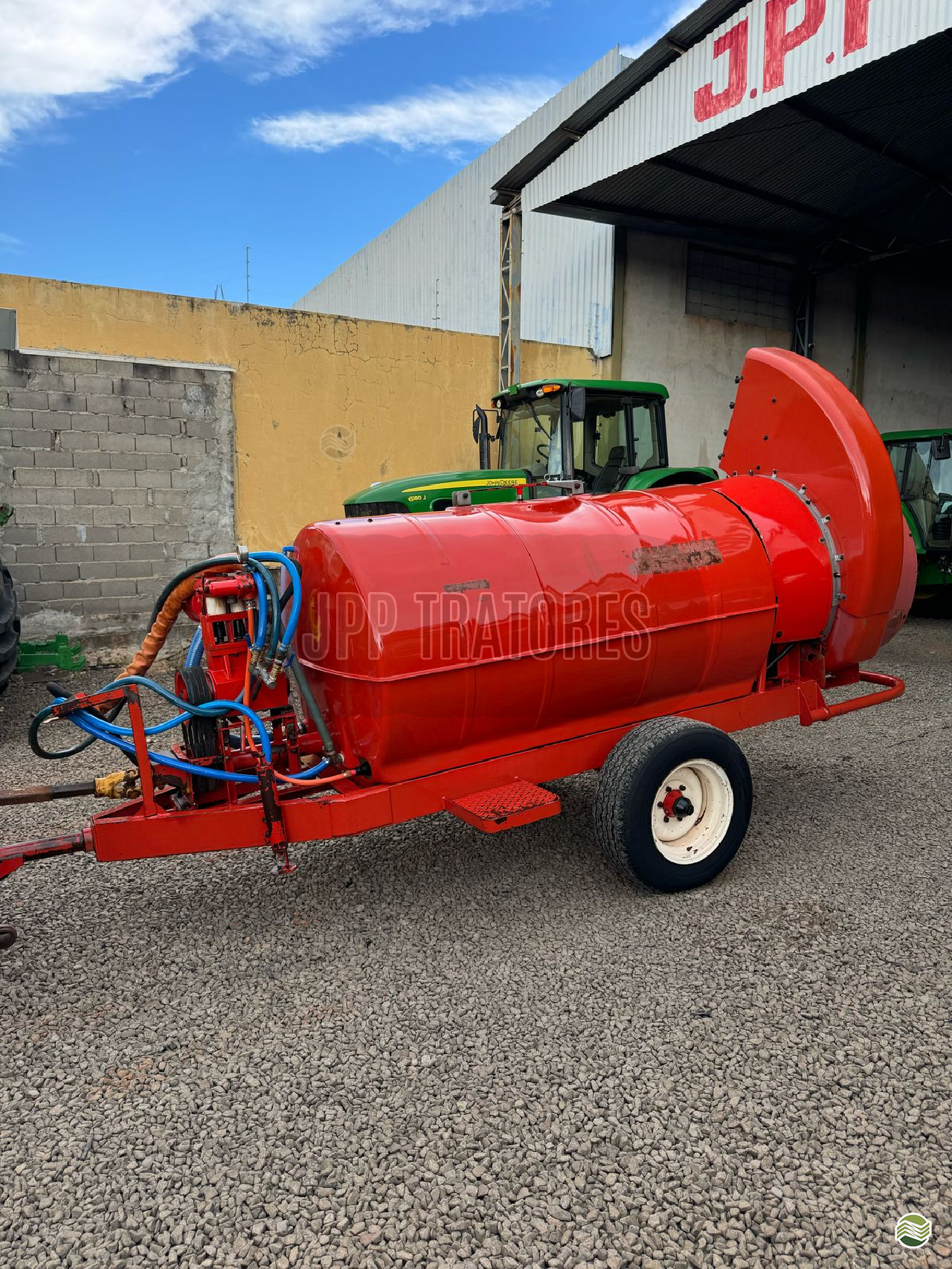 PULVERIZADOR FMC GULIVER 2000 Arrasto JPP Tratores MONTE ALTO SÃO PAULO SP